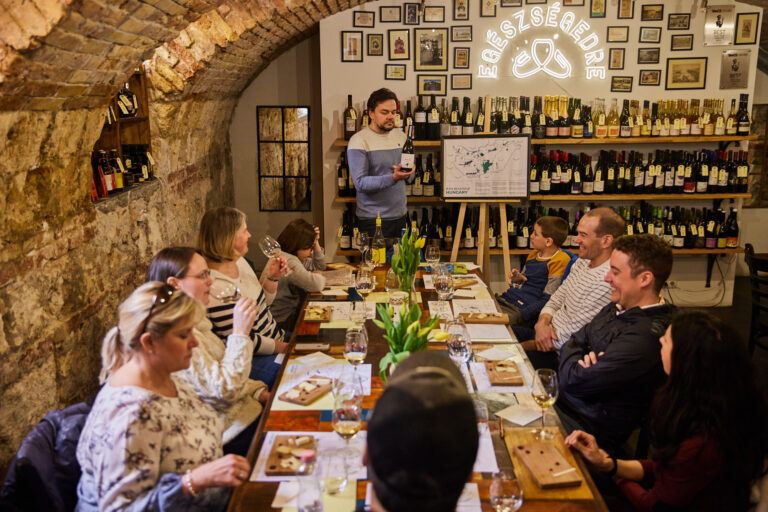 Tasting Table Cellar 25 svg%3E